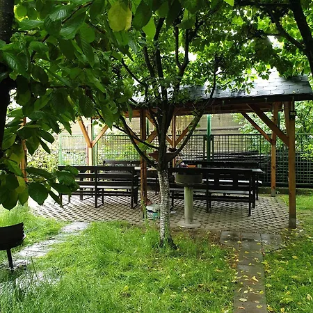 Vandrerhjem Hostello - Przytulne Pokoje, Mieszkanie Rodzinne Boleslawiec (Lower Silesia)