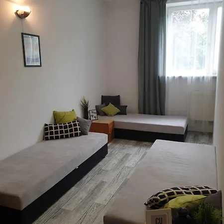 Hostello - Przytulne Pokoje, Mieszkanie Rodzinne Vandrerhjem Boleslawiec (Lower Silesia)