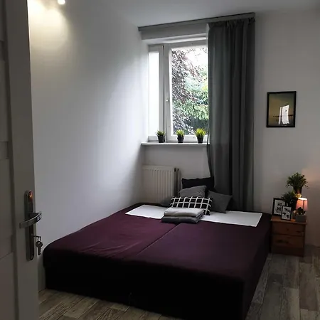 Hostello - Przytulne Pokoje, Mieszkanie Rodzinne * Boleslawiec (Lower Silesia)